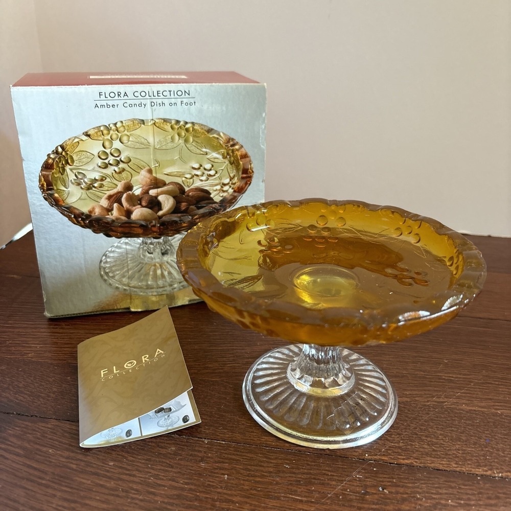 Studio‎ Silversmiths Flora Collection Amber Glass Footed Candy Dish Grape 6"